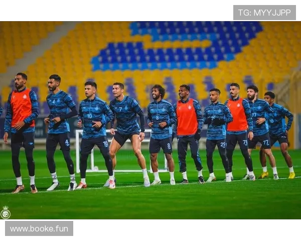 维卡里奥：夺冠仍感难以置信 终于可以与队友一起庆祝胜利